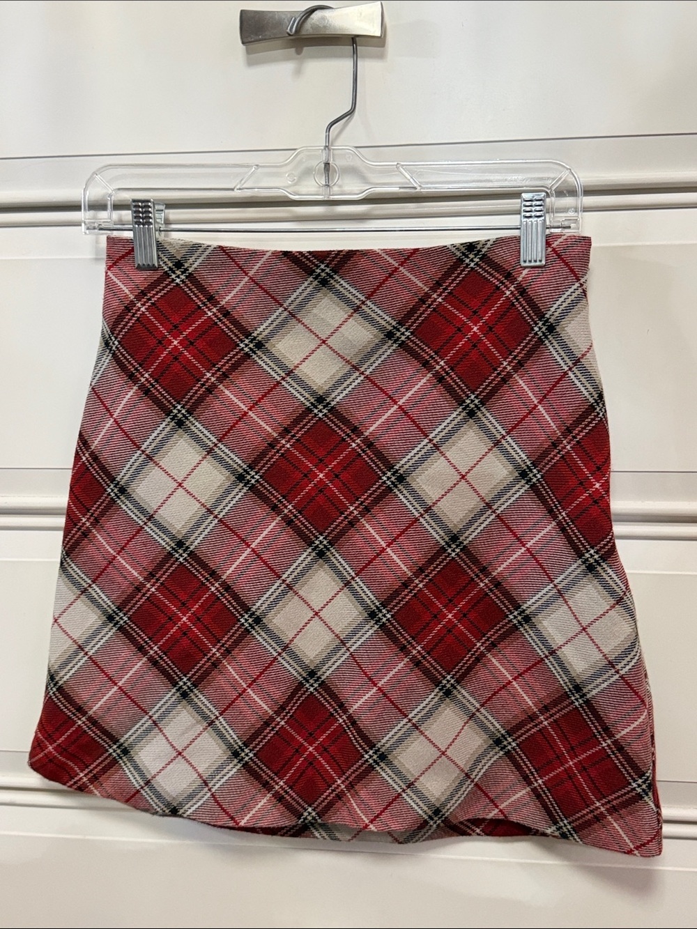H&M Red and Cream Plaid A-Line Mini Skirt
